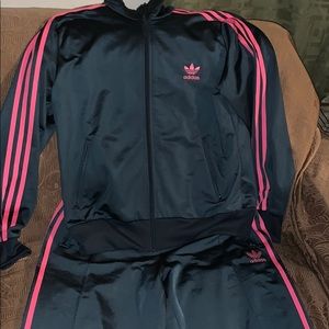 Women adidas outfit